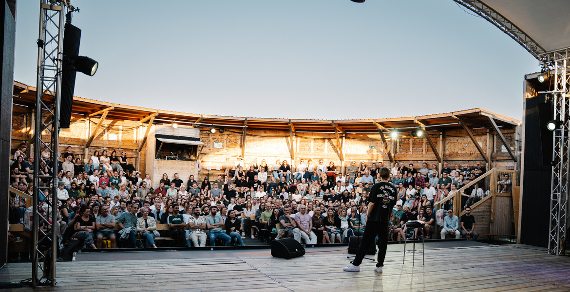 Tickets Downstairs Open Air - Luftschloss Tempelhof,  in Berlin